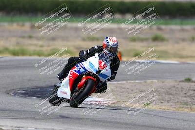 media/May-25-2025-Lets Ride (Sun) [[0ff033e448]]/B Group/1120am (Grapevine)/